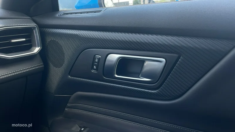 Ford Mustang VI S-550 13