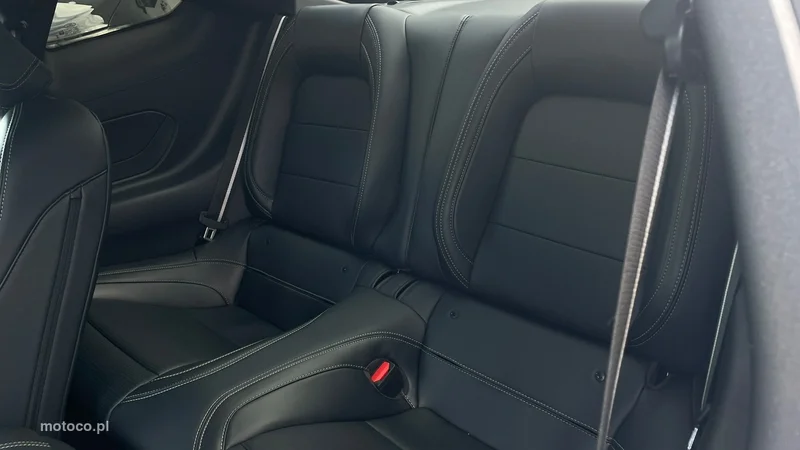 Ford Mustang VI S-550 26