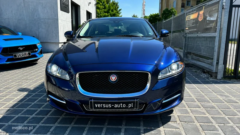 Jaguar XJ 2