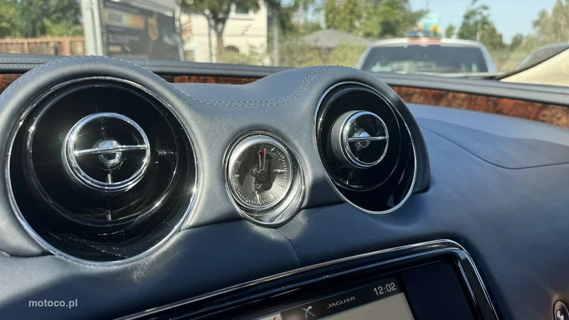 Jaguar XJ 23