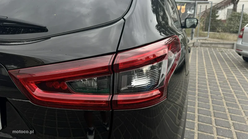Nissan Qashqai 20