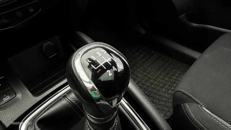 Nissan Qashqai 9