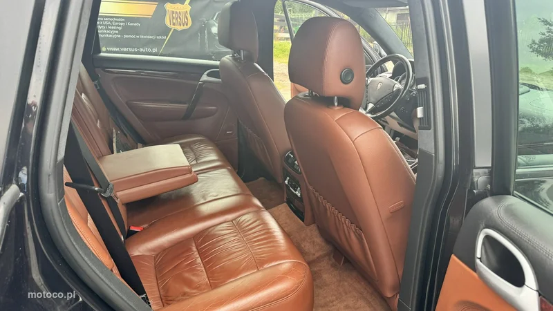 Porsche Cayenne 9PA Turbo 8