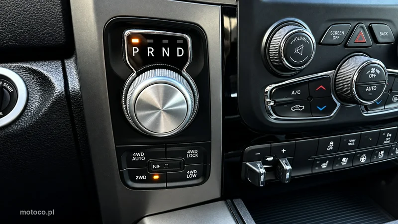 Dodge RAM 20
