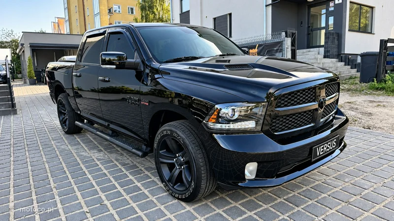 Dodge RAM 3