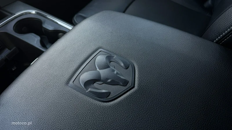 Dodge RAM 23