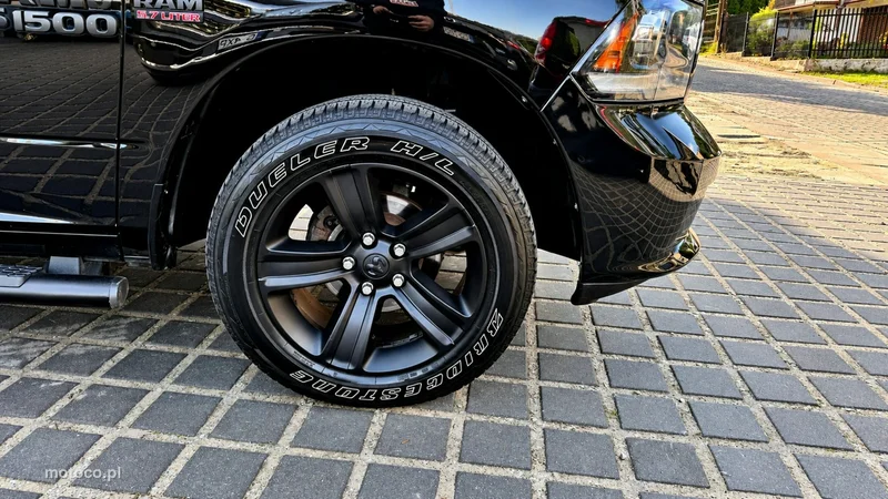 Dodge RAM 36