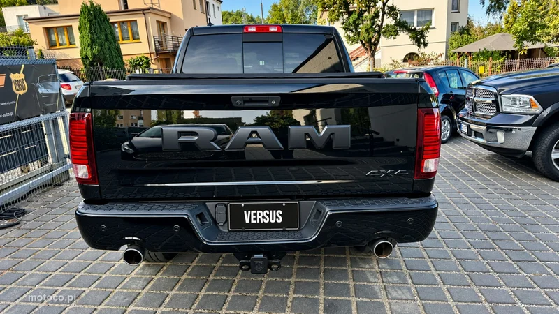 Dodge RAM 5