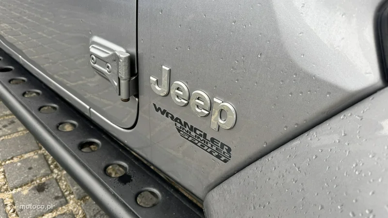 Jeep Wrangler 19