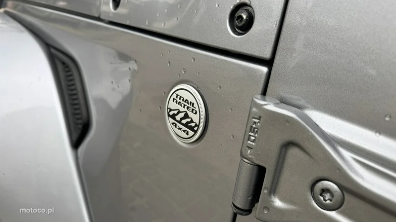Jeep Wrangler 21
