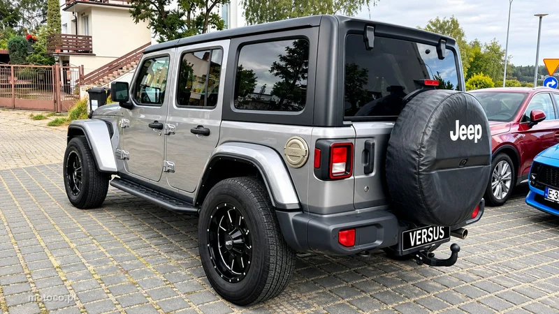 Jeep Wrangler 6