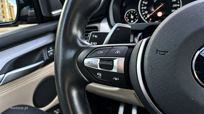 BMW X5 M 9