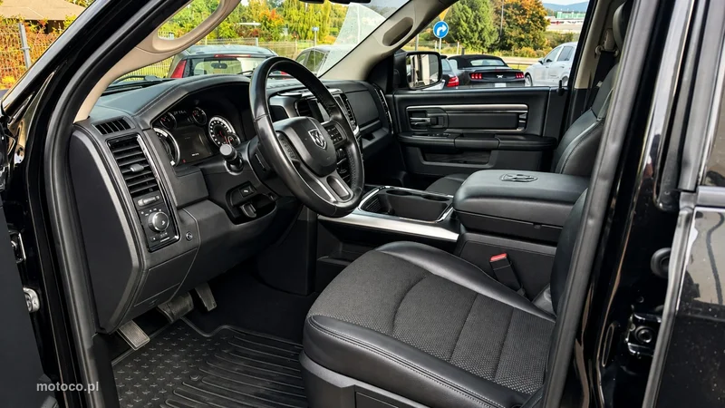 Dodge RAM 7