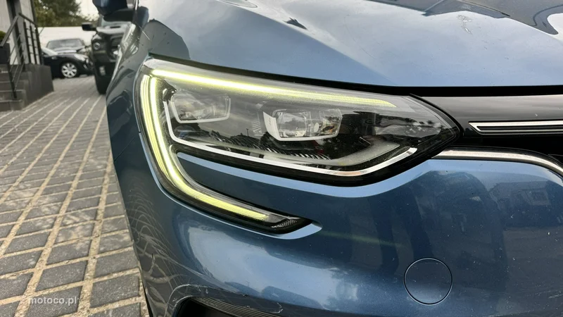 Renault Megane IV 10