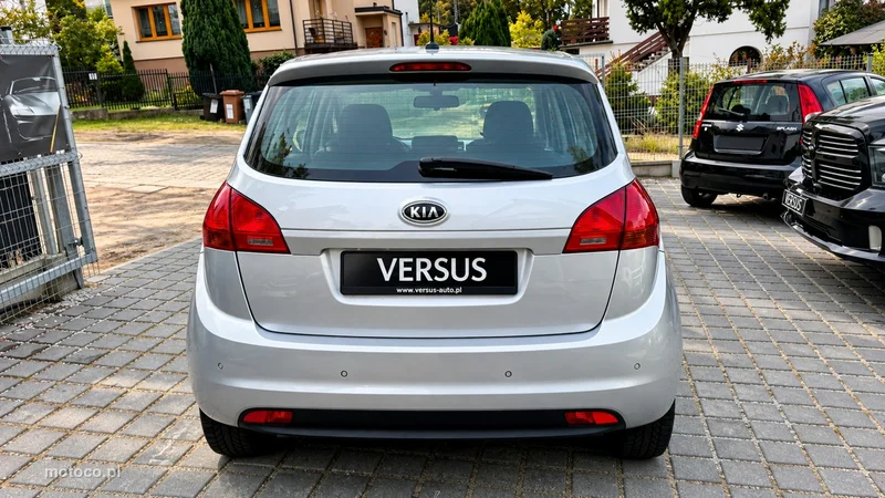 Kia Venga 5