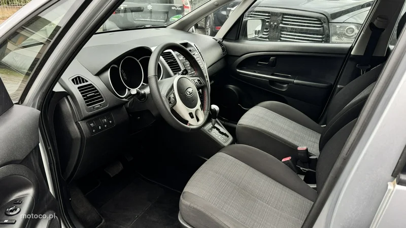 Kia Venga 7