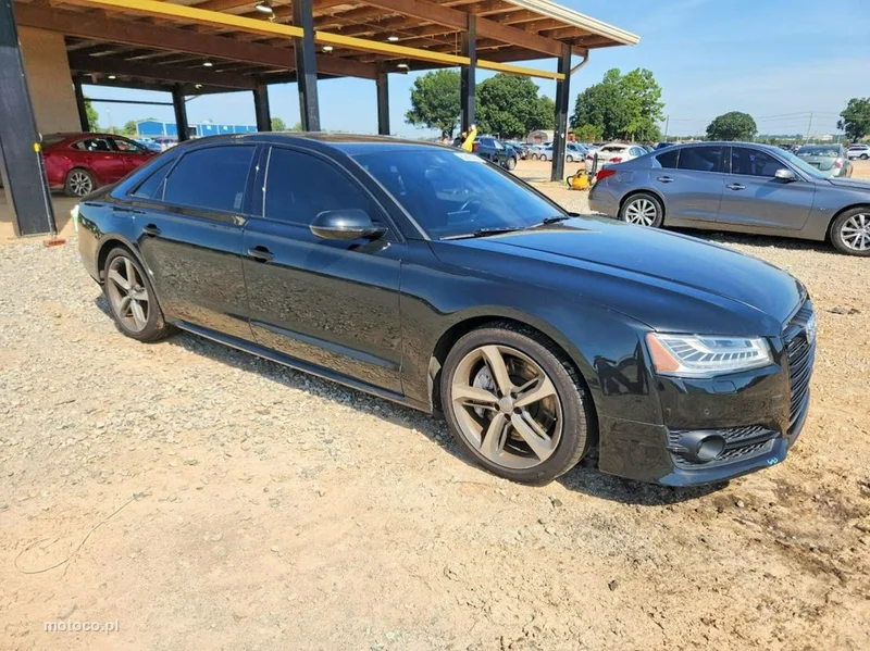 Audi A8 D5 3