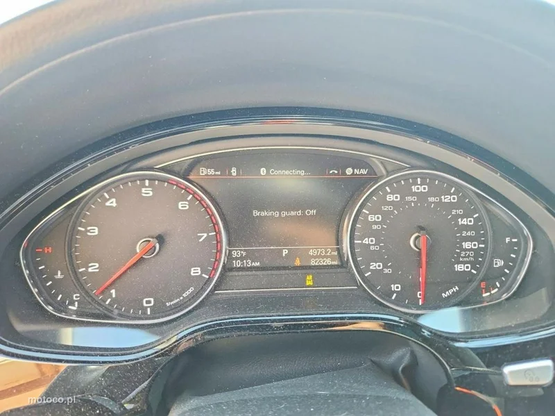 Audi A8 D5 9