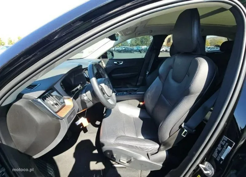 Volvo XC 60 7