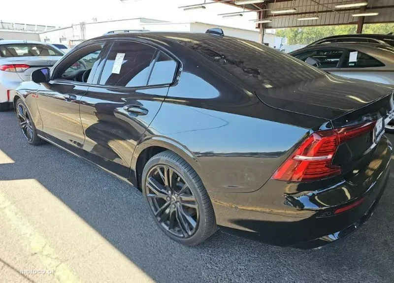 Volvo S60 5