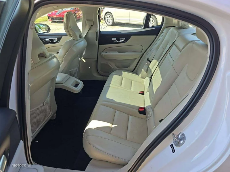 Volvo S60 11