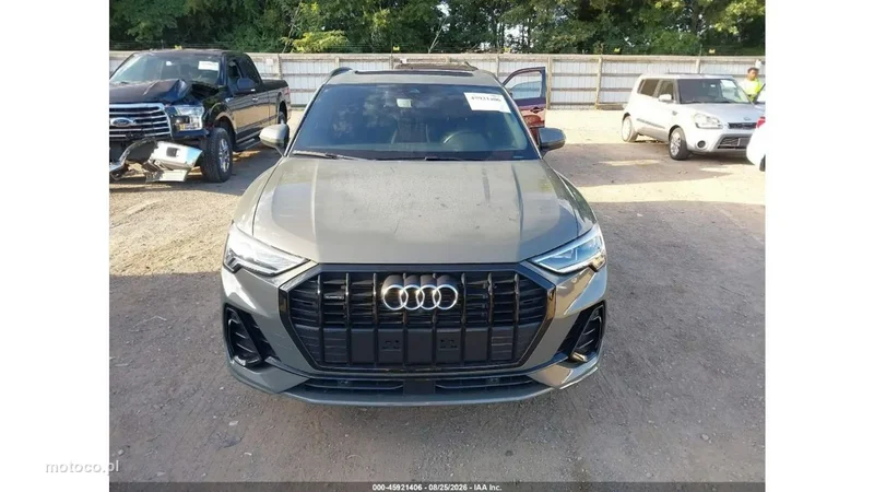 Audi Q3 F3 2
