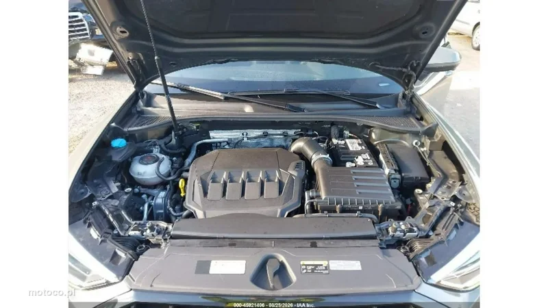 Audi Q3 F3 12
