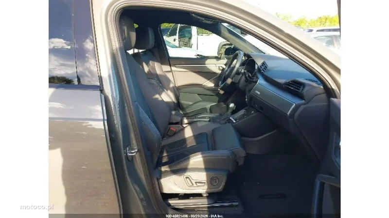 Audi Q3 F3 9