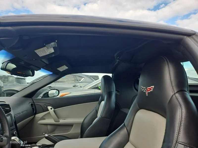 Chevrolet Corvette 10