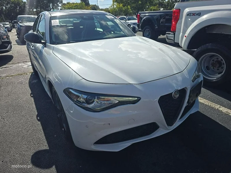 Alfa Romeo Giulia 3