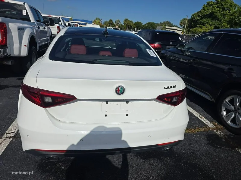 Alfa Romeo Giulia 6