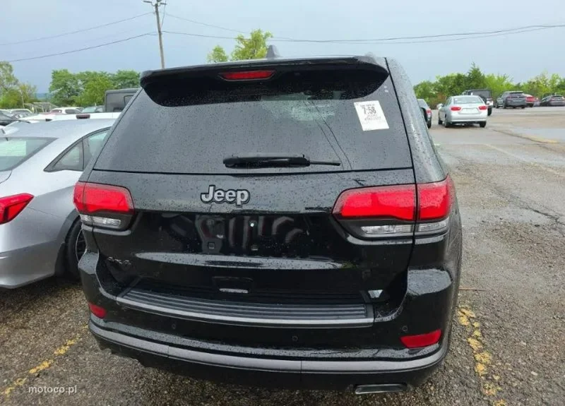 Jeep Grand Cherokee 6