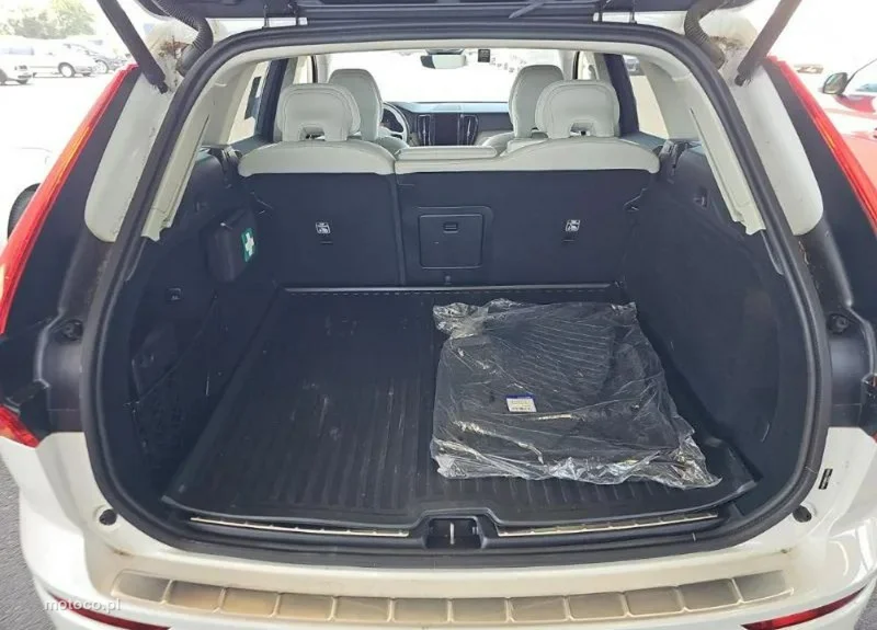 Volvo XC 60 12