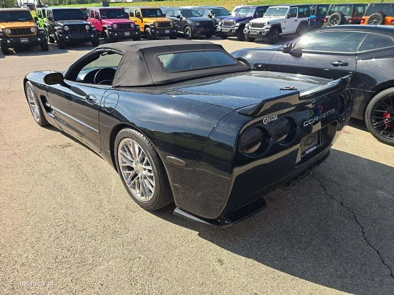 Chevrolet Corvette 3