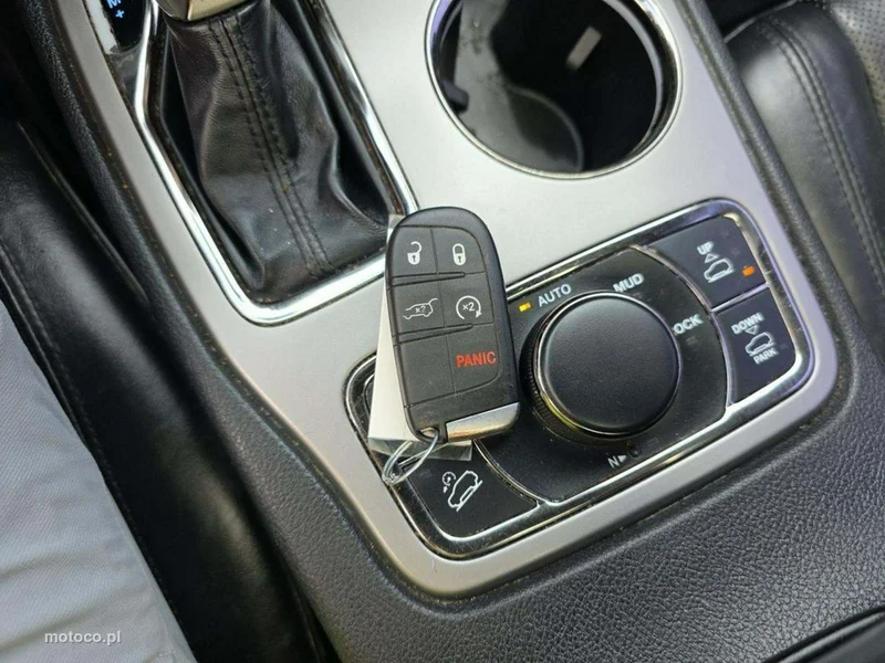Jeep Grand Cherokee 11