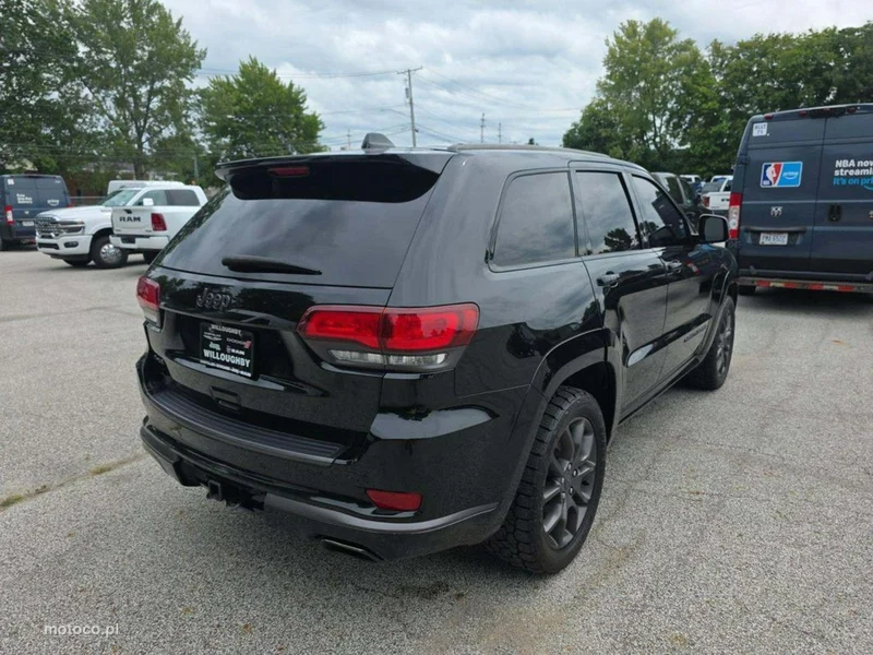 Jeep Grand Cherokee 4