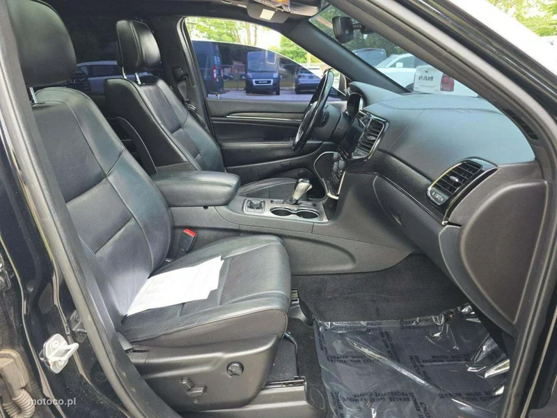 Jeep Grand Cherokee 6