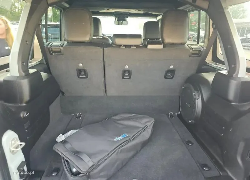 Jeep Wrangler 13