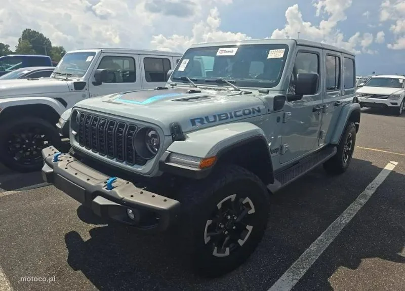 Jeep Wrangler 3