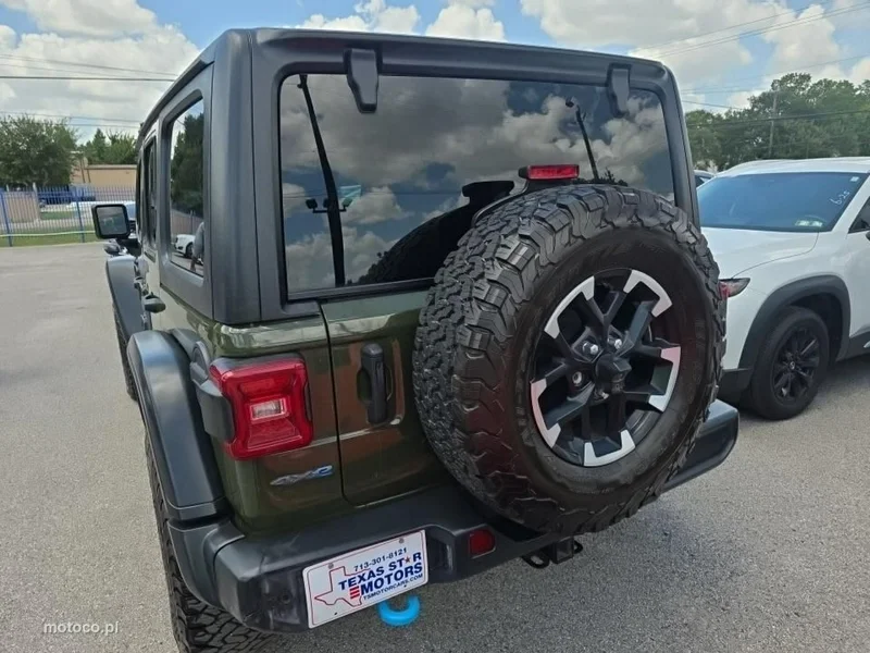 Jeep Wrangler 6