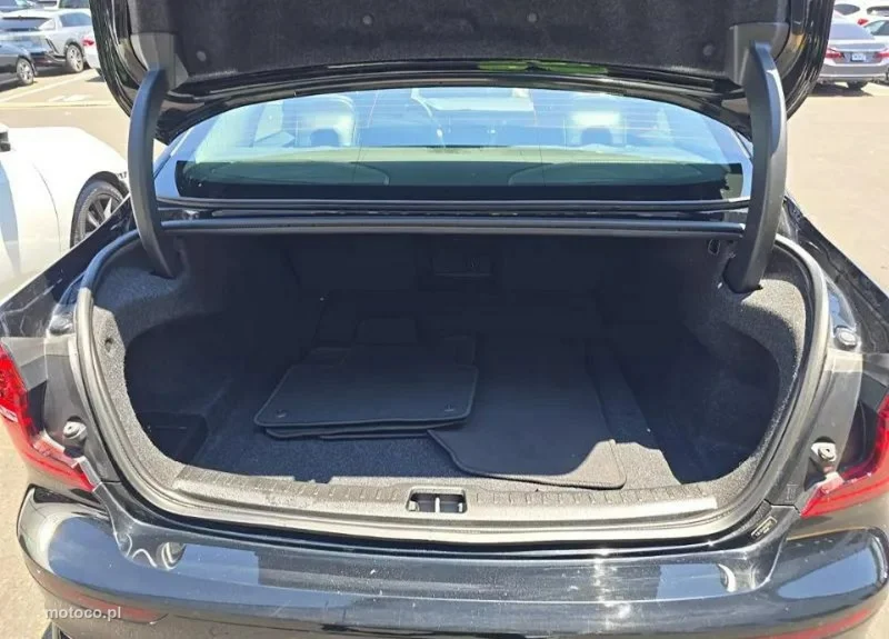 Volvo S60 12