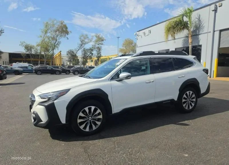 Subaru Outback 3