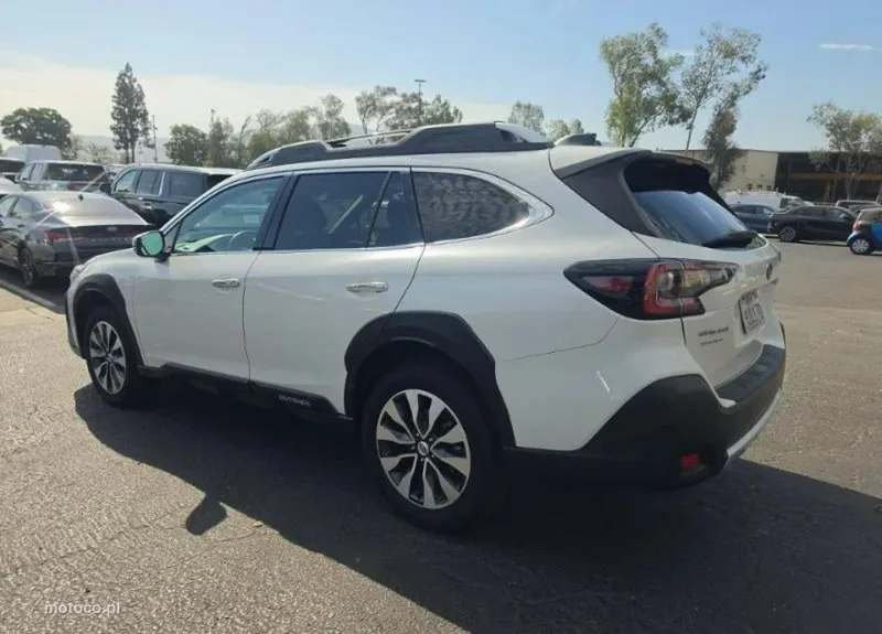 Subaru Outback 5