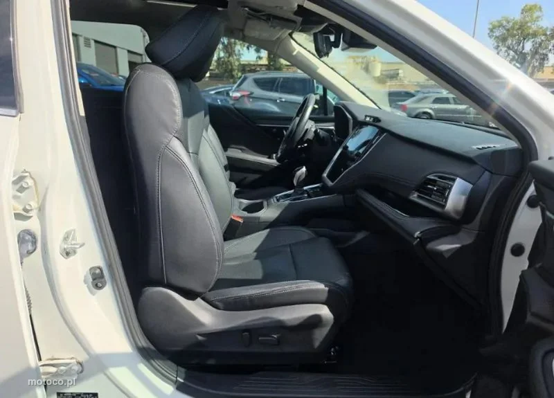 Subaru Outback 10