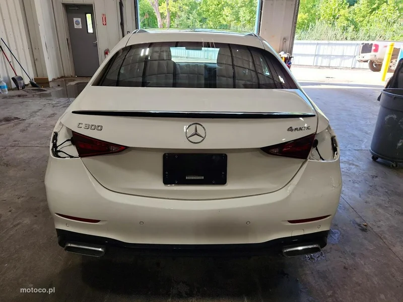 Mercedes-Benz Klasa C W206 C 300 6