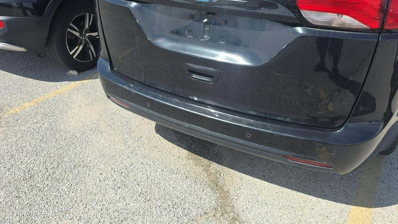 Chrysler Pacifica 13