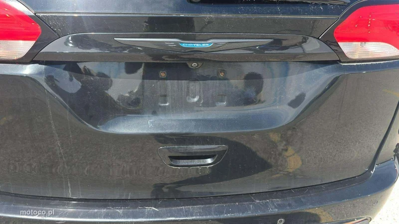Chrysler Pacifica 14