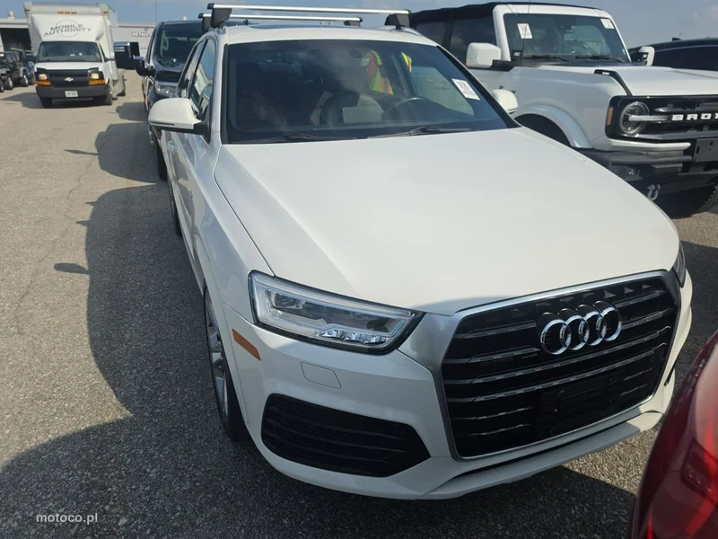 Audi Q3 F3 2