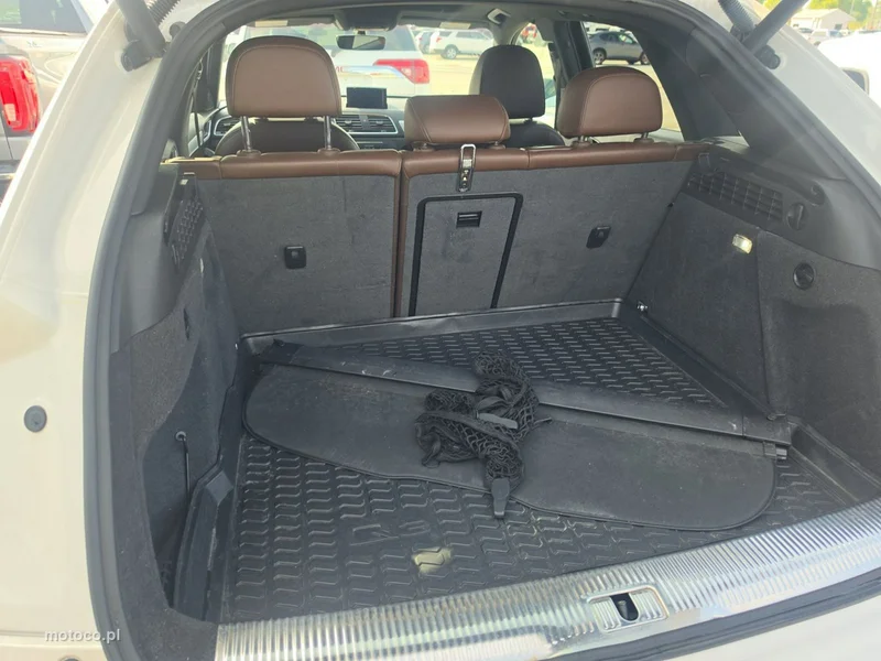 Audi Q3 F3 12
