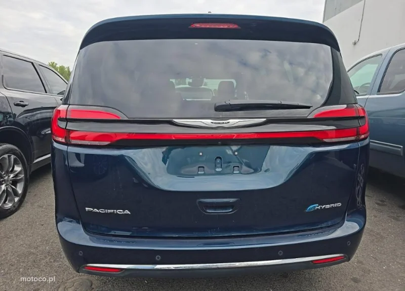 Chrysler Pacifica 6